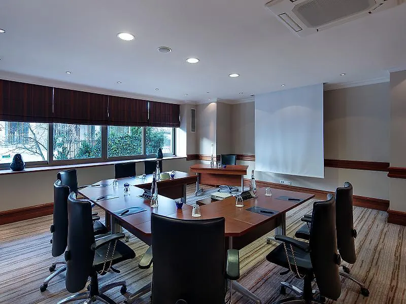Hilton Parksa Istanbul Hotel