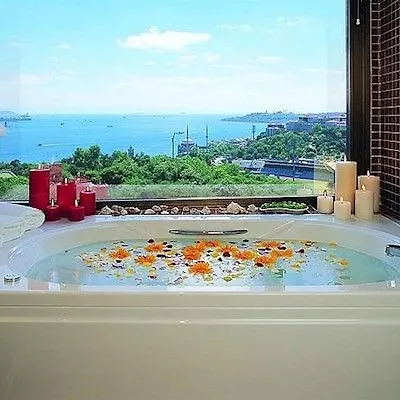Hilton Parksa Istanbul Hotel