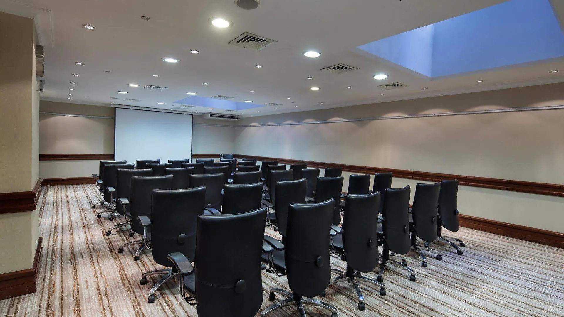 Hilton Parksa Istanbul 호텔